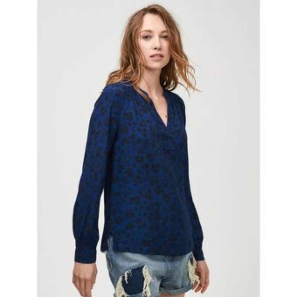 Gap Blue Leopard Print Long Sleeve Blouse Top Women's Size Medium